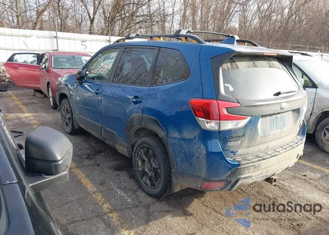2022 Subaru Forester Wilderness z USA, uszkodzony, nr VIN JF2SKAMC3NH466464